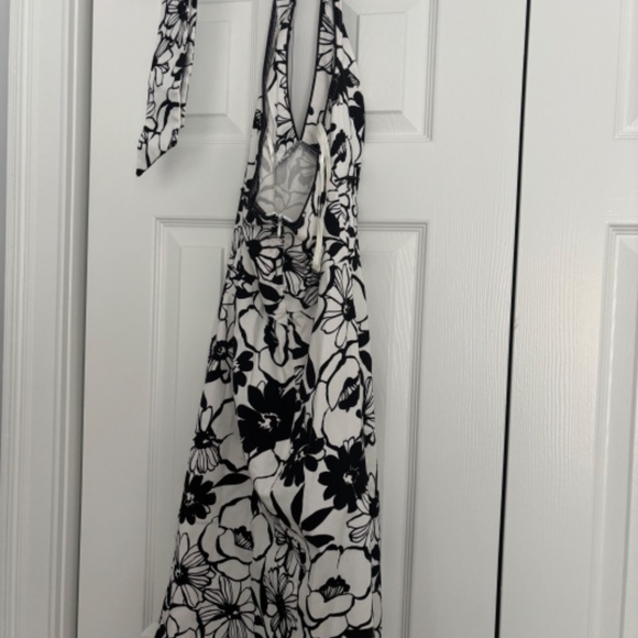 Sundress - Picture 2 of 3